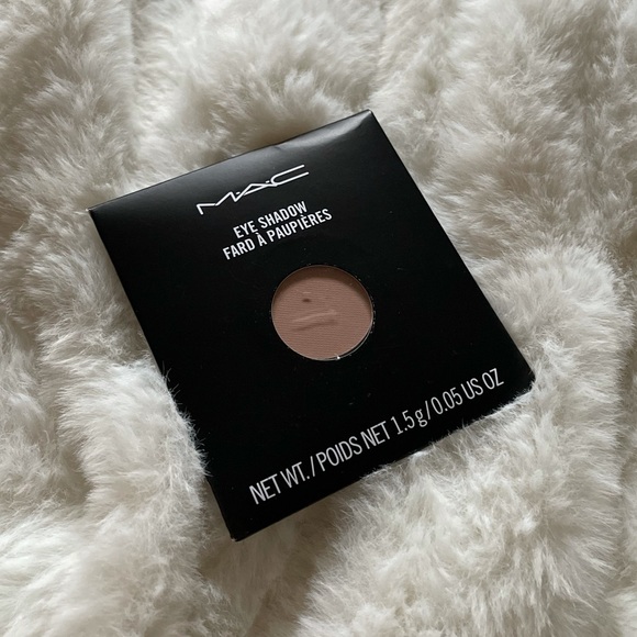 Mac Pro eyeshadow refill pan Malt - Picture 3 of 5